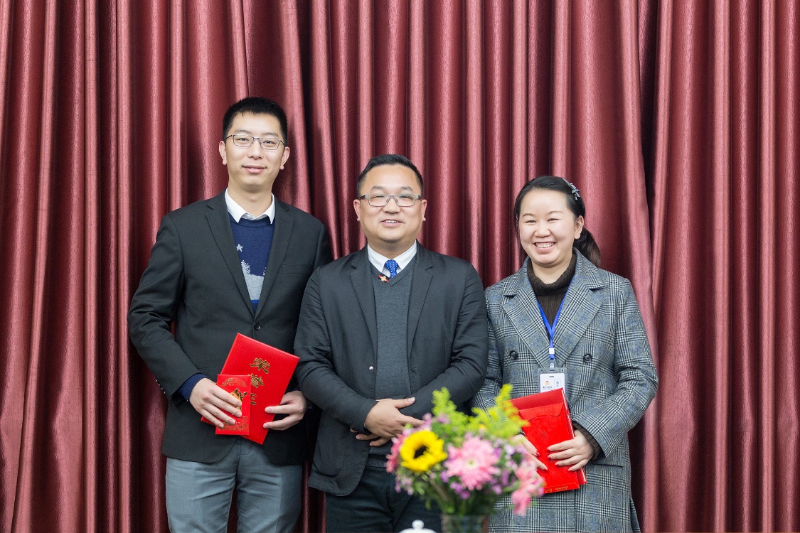 1545100943560321.jpg 新春團(tuán)拜會(huì)圖片3.jpg